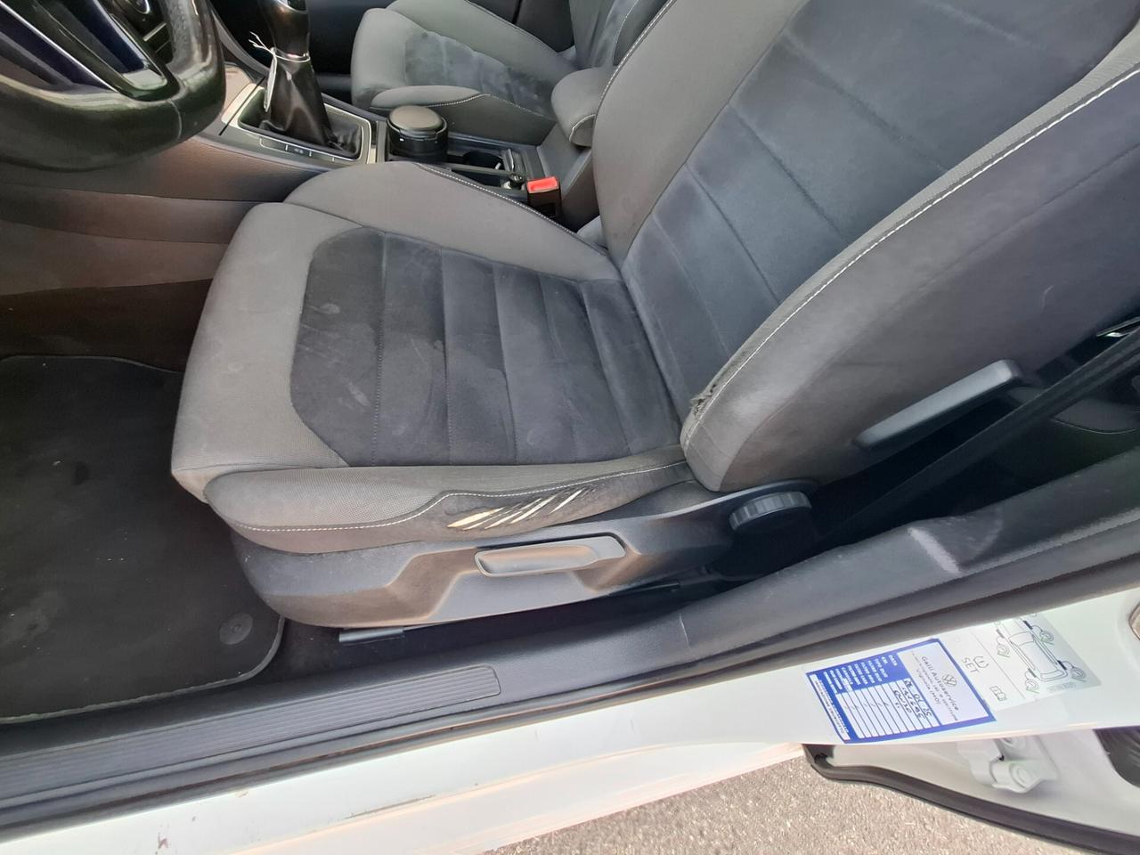 Volkswagen Golf 1.6 TDI 5p. Highline BlueMotion Technology