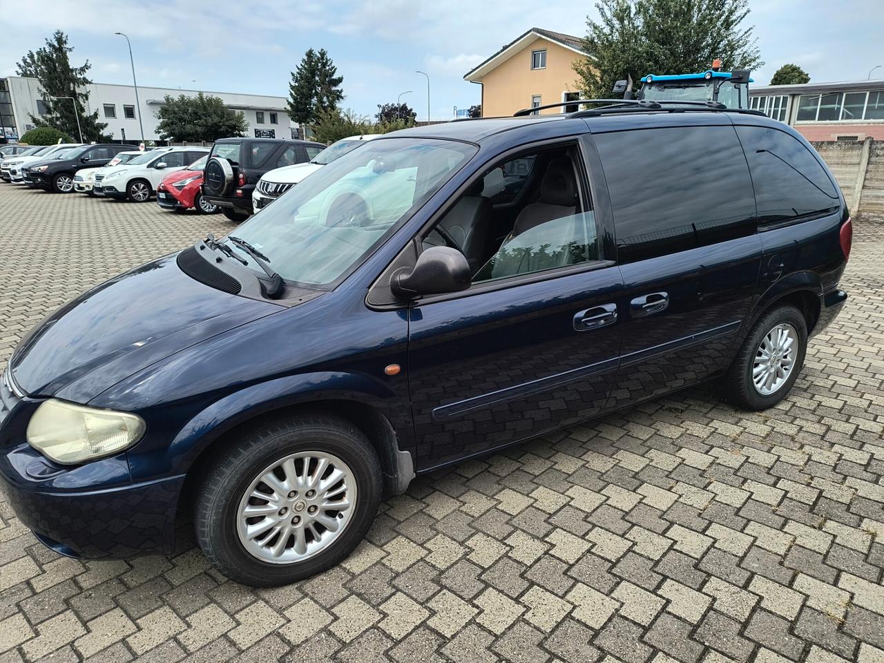 Chrysler Voyager 2.5 CRD cat LX Leather