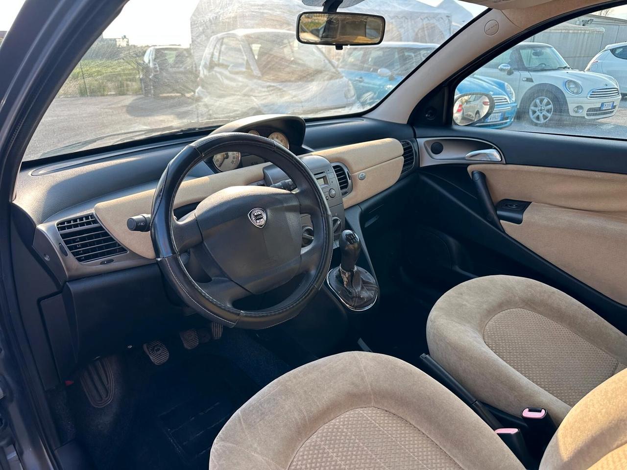 Lancia Ypsilon 1.3 Diesel Multijet