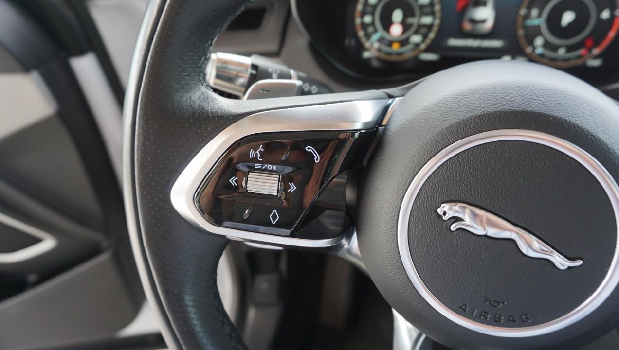 Jaguar E-Pace 2.0d i4 mhev R-Dynamic HSE awd 204cv auto