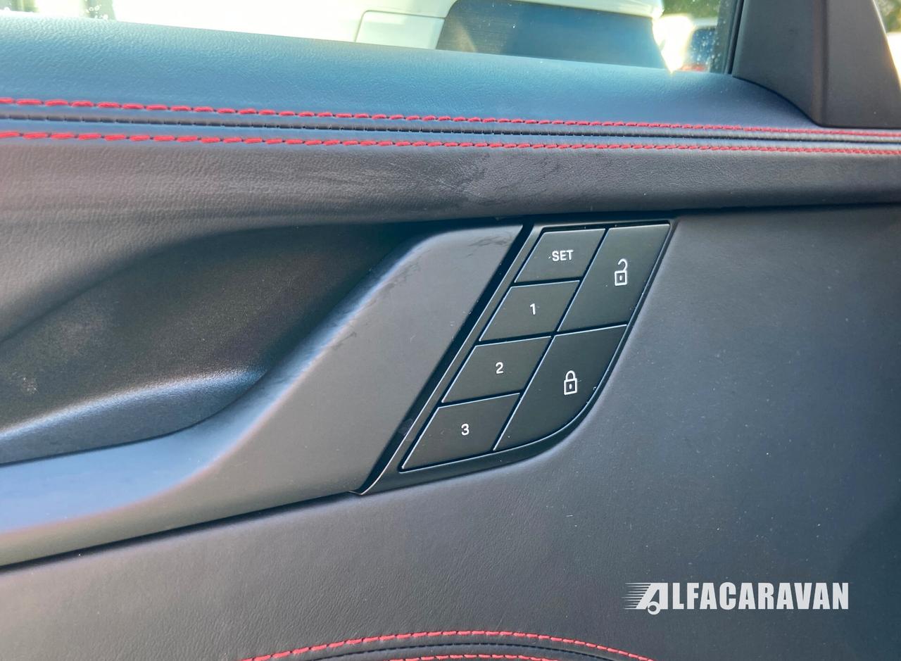 Porsche 911 992 Carrera 2 Coupe GTS auto