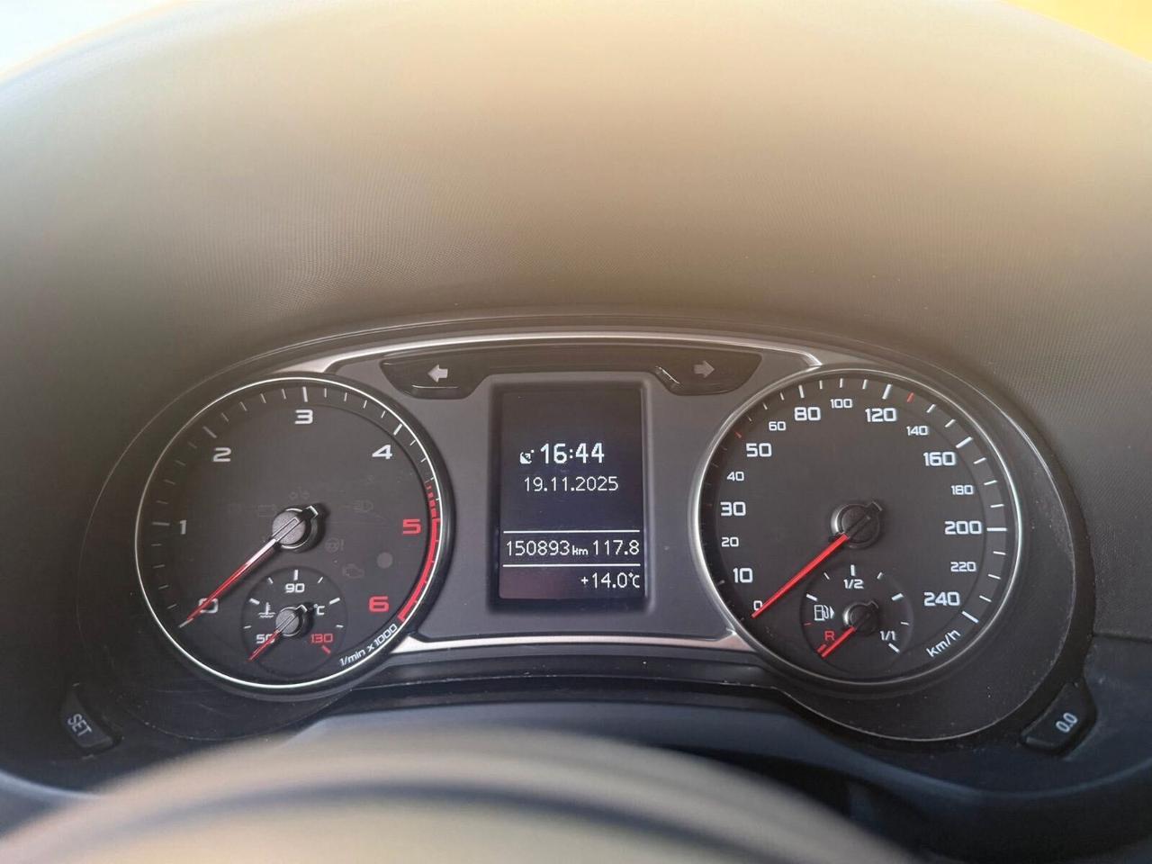 Audi A1 1.6 TDI SLINE BICOLORE