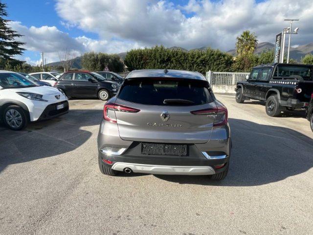 RENAULT Captur Blue dCi 115 CV EDC Intens