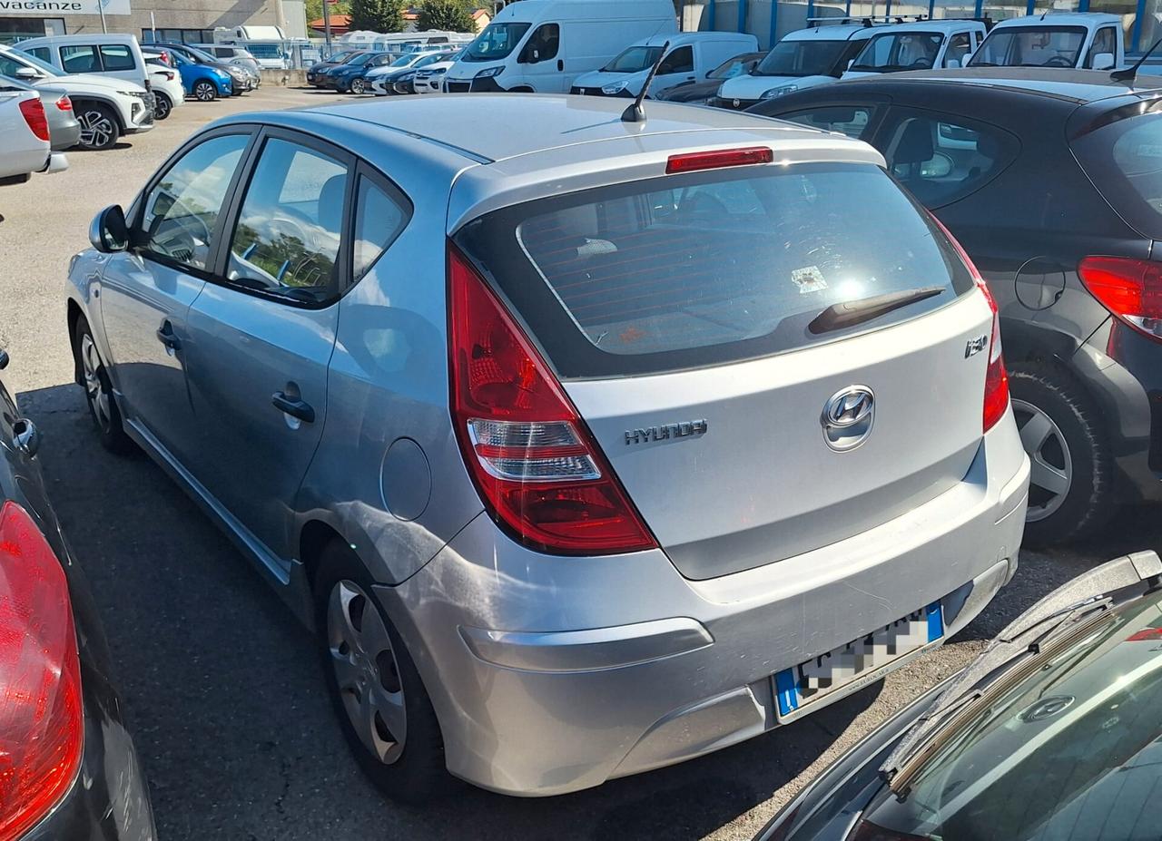 Hyundai i30 1.4 5p. Active