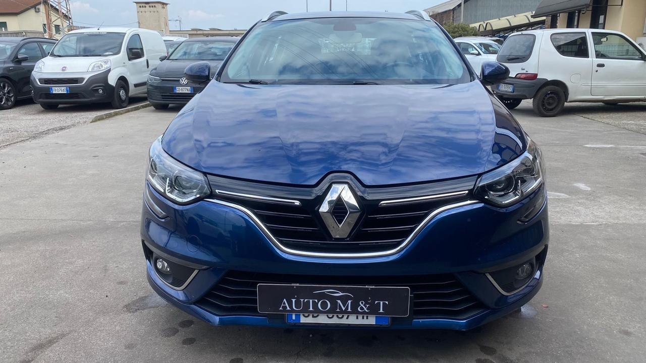 Renault Megane Mégane Sporter Blue dCi 115 CV EDC autocarro