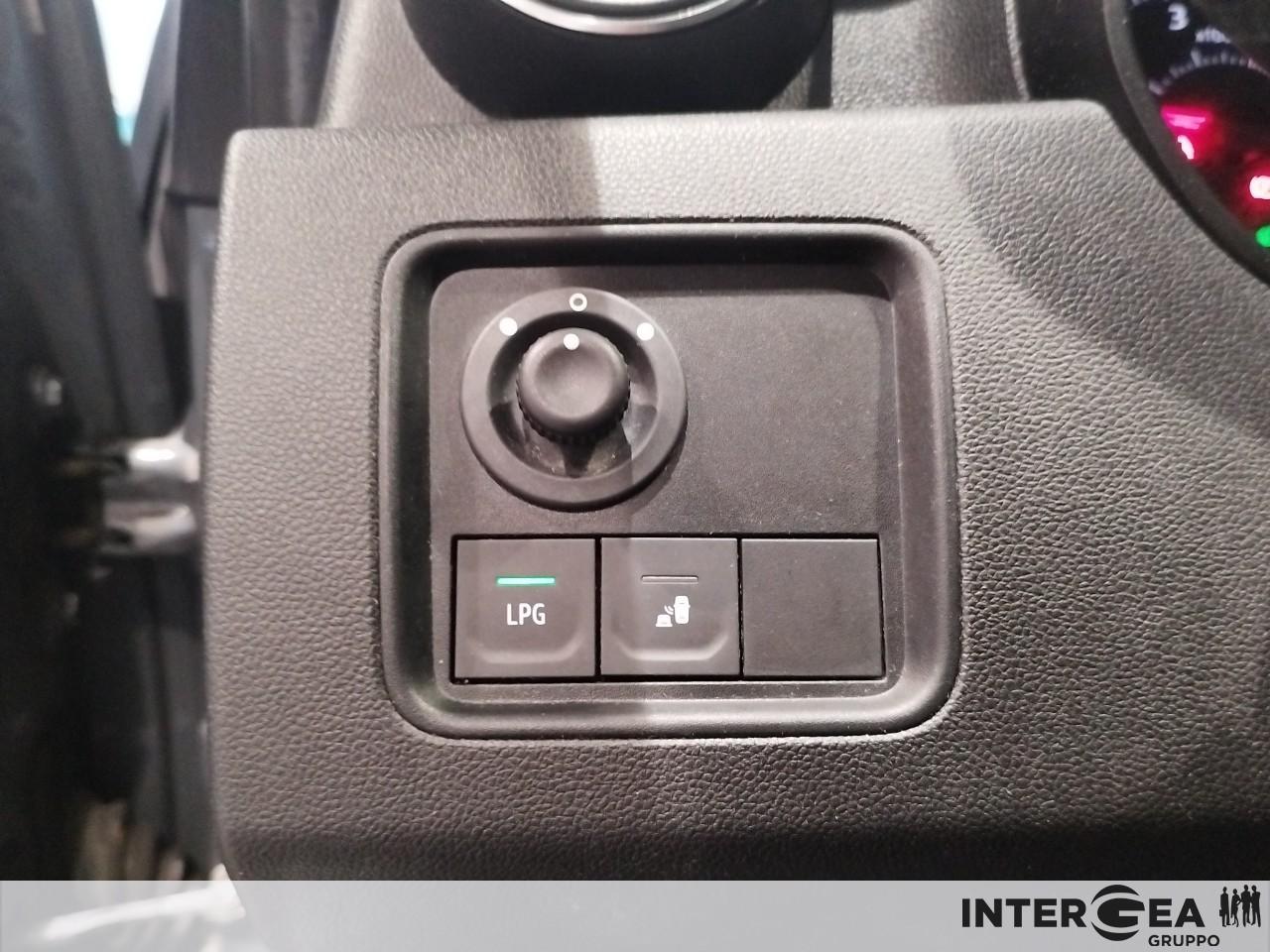 DACIA Duster 1.0 tce SL Extreme Gpl 4x2 100cv