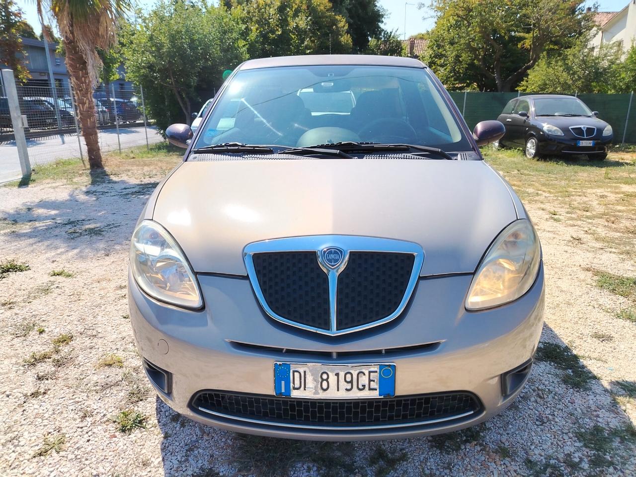 Lancia Ypsilon 1.2 Passion