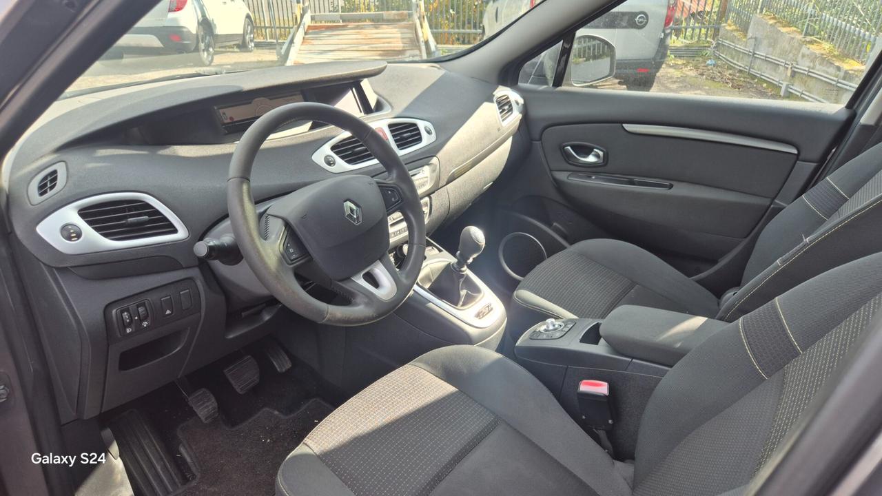 Renault Scenic Scénic 1.9 dCi 130CV Luxe