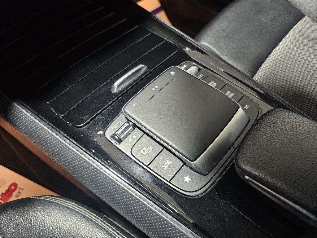 Mercedes-Benz GLA 200 d Automatic Business