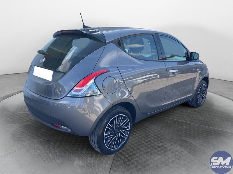 Lancia Ypsilon 1.0 FireFly 5 porte S&S Hybryd Gold