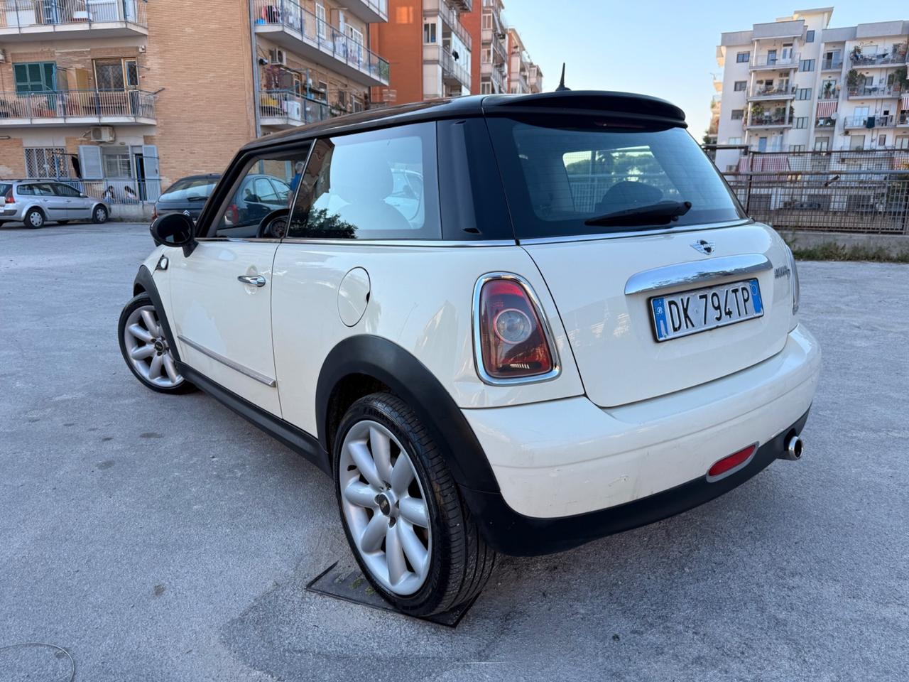 Mini Cooper Restayling 1.6diesel Full Perfett