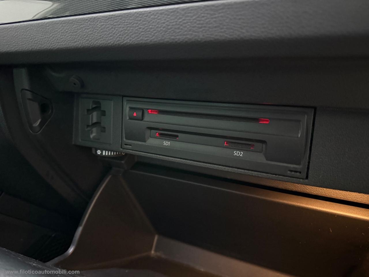 VOLKSWAGEN Tiguan 2.0 TDI DSG Business BMT NAVI- CARPLAY - ANDROID AUTO