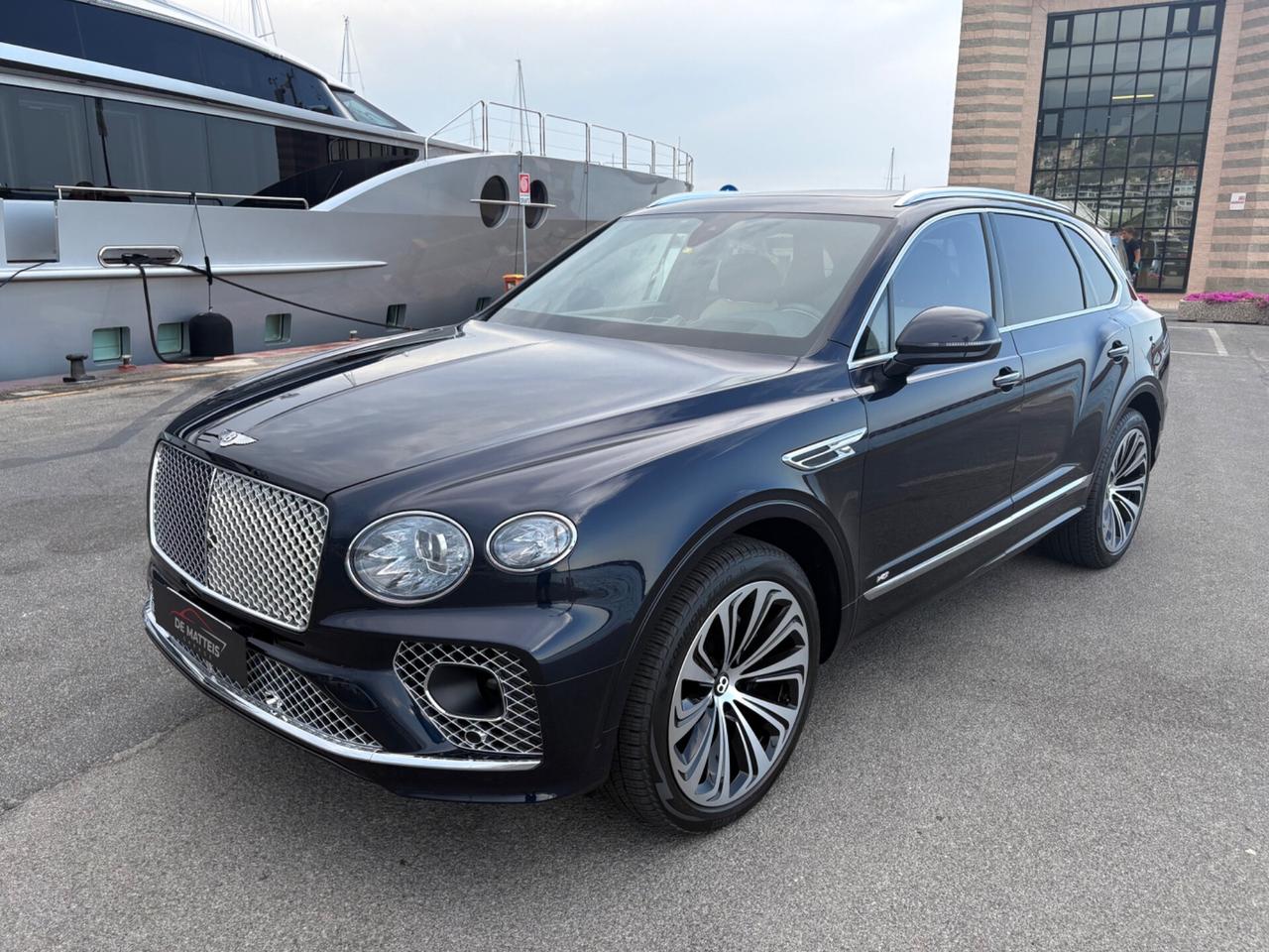 Bentley Bentayga V8