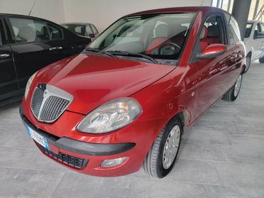 Lancia Ypsilon 1.2 neopatentati