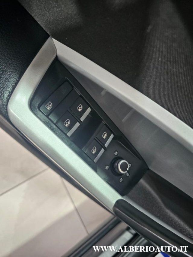 AUDI Q3 35 TDI quattro S tronic Business Advanced