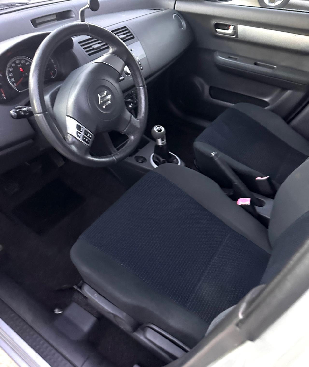 Suzuki Swift 1.3 DDiS 75CV GL Safety Pack