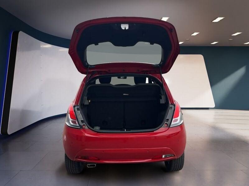 Lancia Ypsilon III 2021 1.0 firefly hybrid Gold s&s 70cv