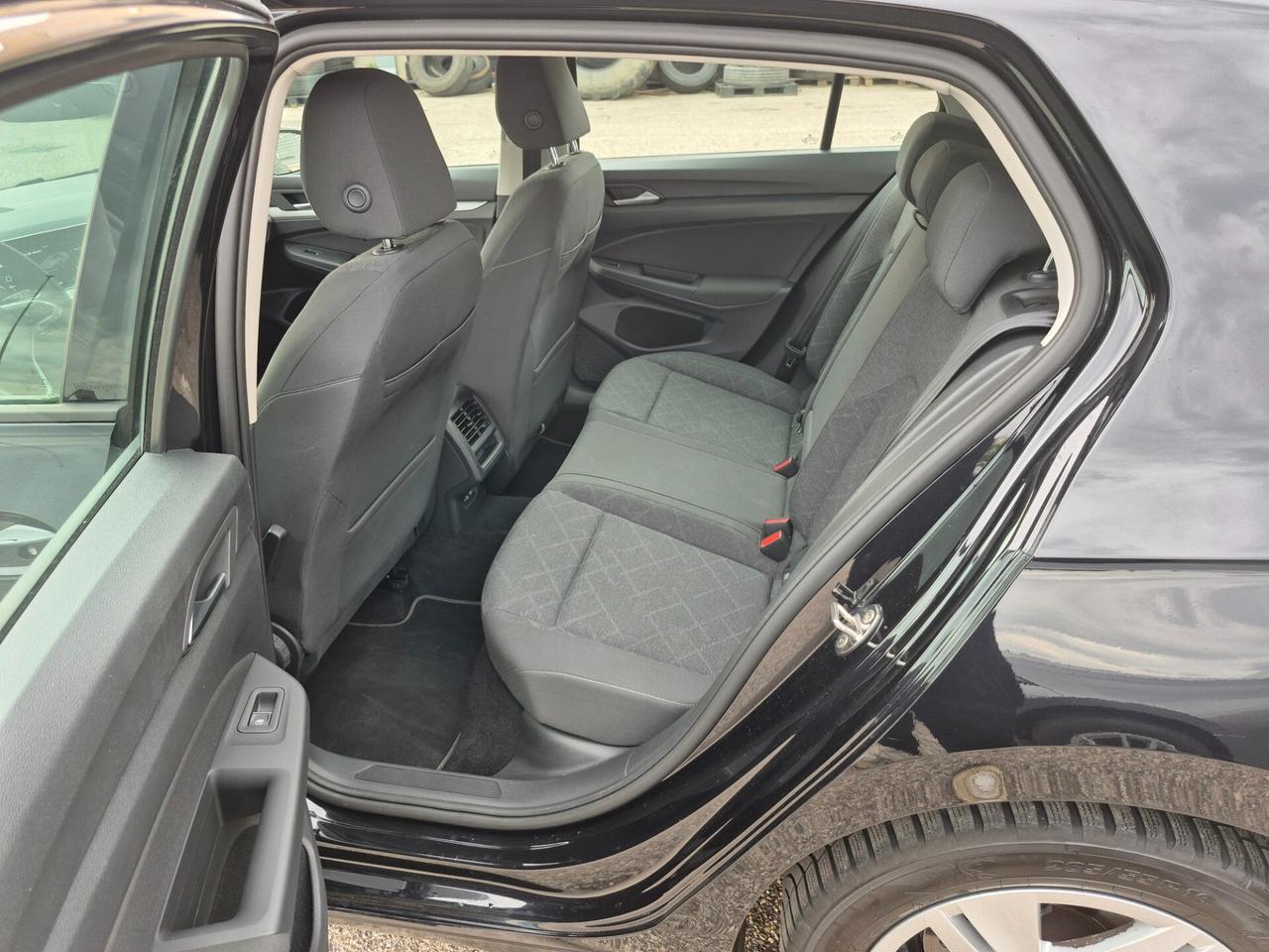 Volkswagen Golf 1.5 TGI DSG Life