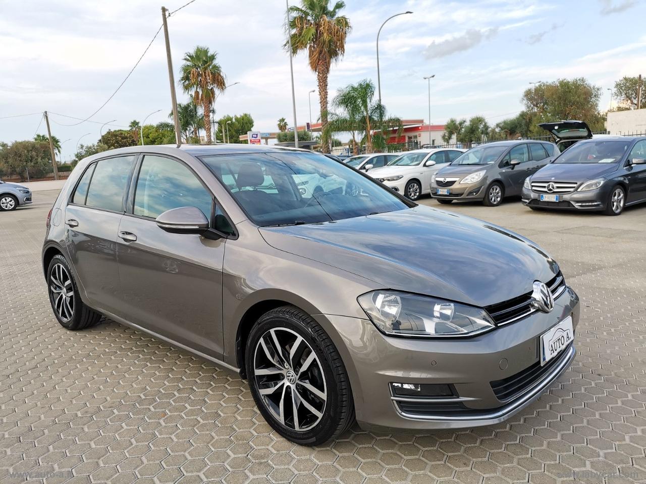 VOLKSWAGEN Golf 1.6 TDI 110CV DSG 5p. Executive BMT