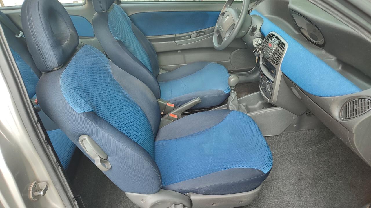 Lancia Y 1.2i cat Elefantino Blu NEOPATENTATO