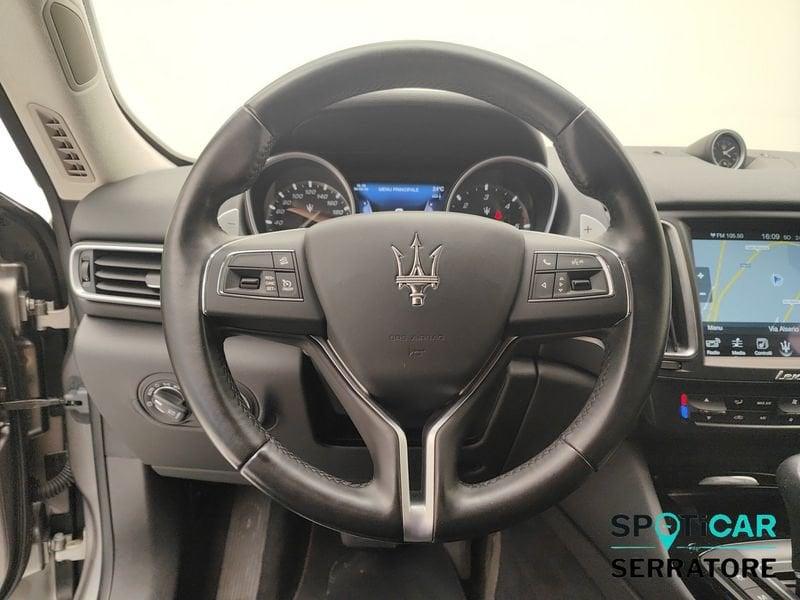 Maserati Levante 3.0 V6 275cv auto