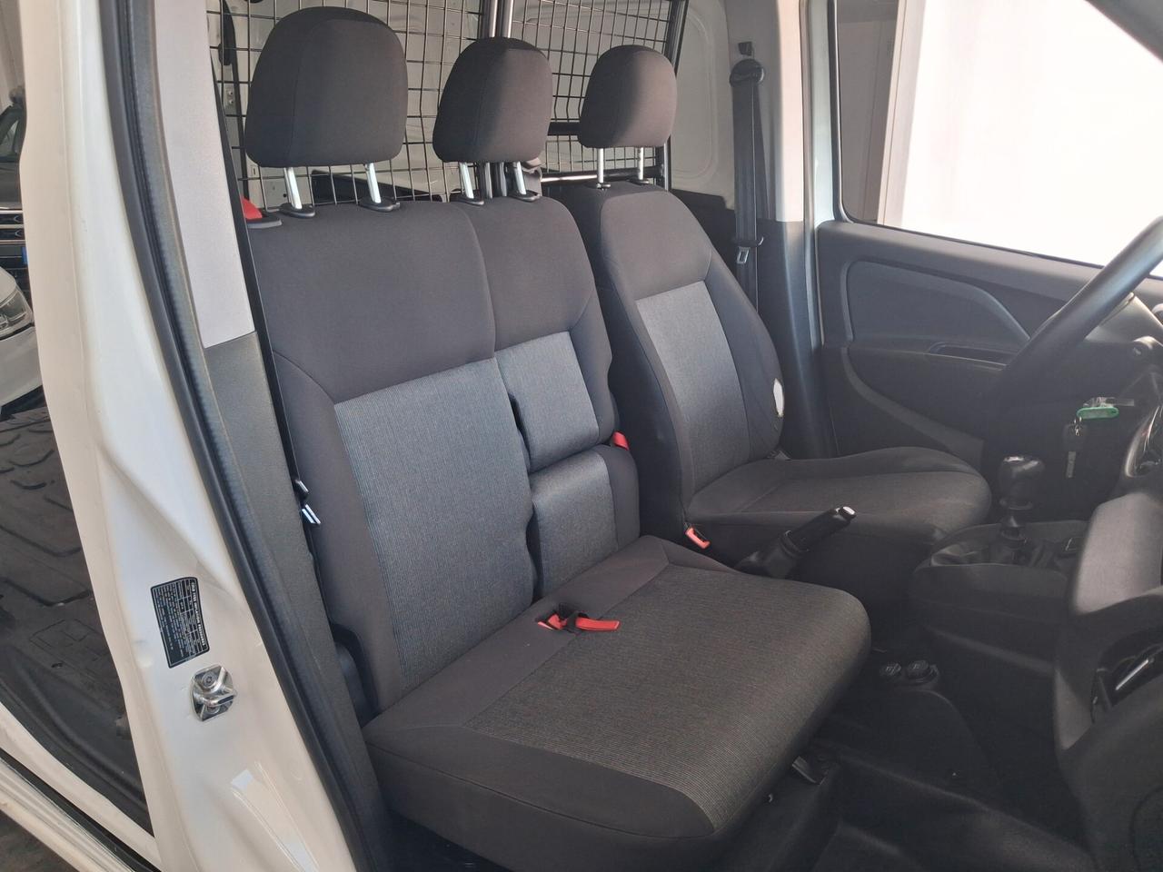 Fiat Doblò 1.4 16V 120CV 3 posti gpl