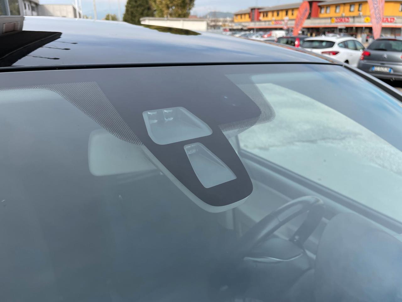 VOLKSWAGEN UP! 5 PORTE - BENZINA - 2017 - 99.611 KM