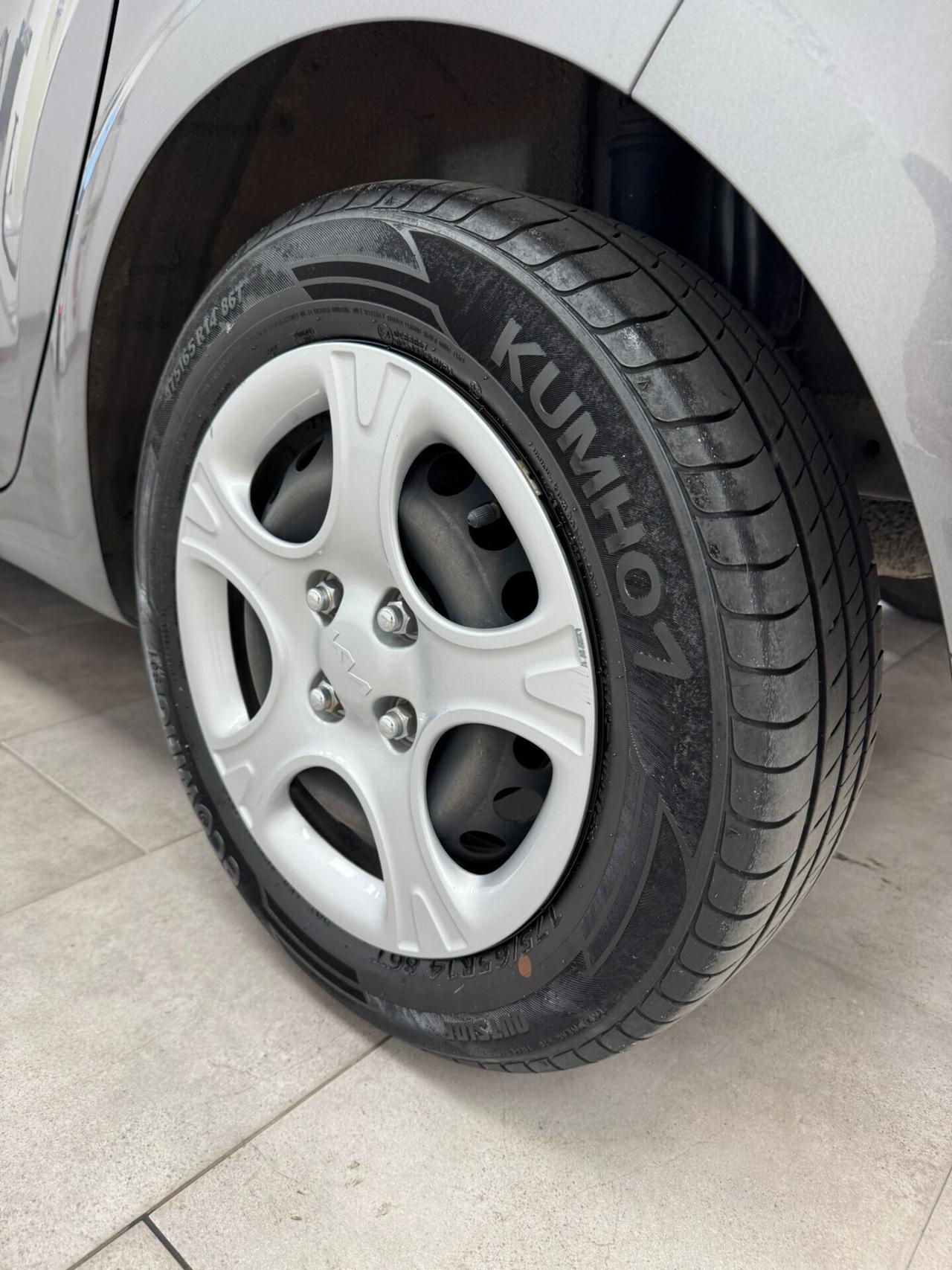 Kia Picanto 1.0 12V 5 porte Style