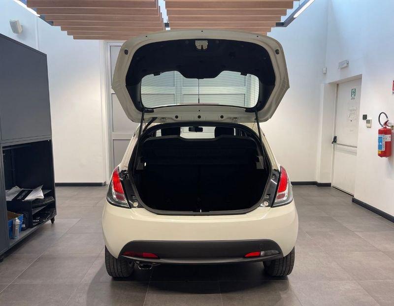 Lancia Ypsilon Ypsilon 1.2 69 CV 5 porte Platinum