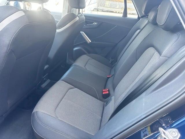 Audi Q2 35 TFSI Identity Black