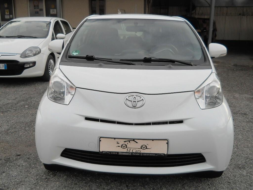 Toyota iQ TOYOTA IQ 1.4 DIESEL 66 KW 90 CV 6 MARCE OK NEO PATENTATI