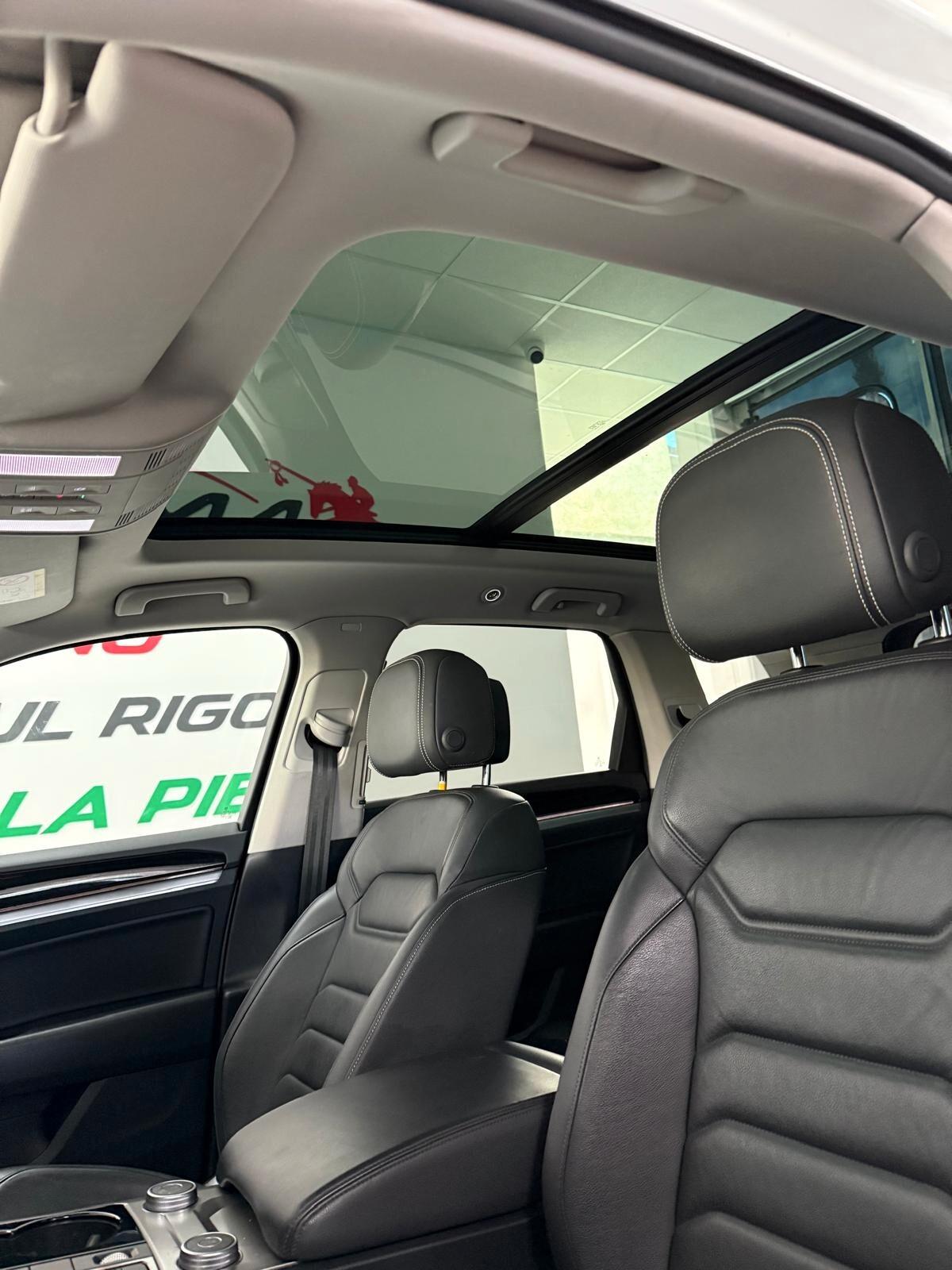 Volkswagen Touareg 3.0 V6 TDI SCR Advanced