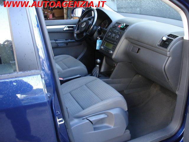 VOLKSWAGEN Touran 2.0 16V TDI Trendline