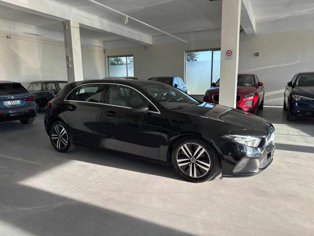 MERCEDES-BENZ A 180 d Automatic Sport