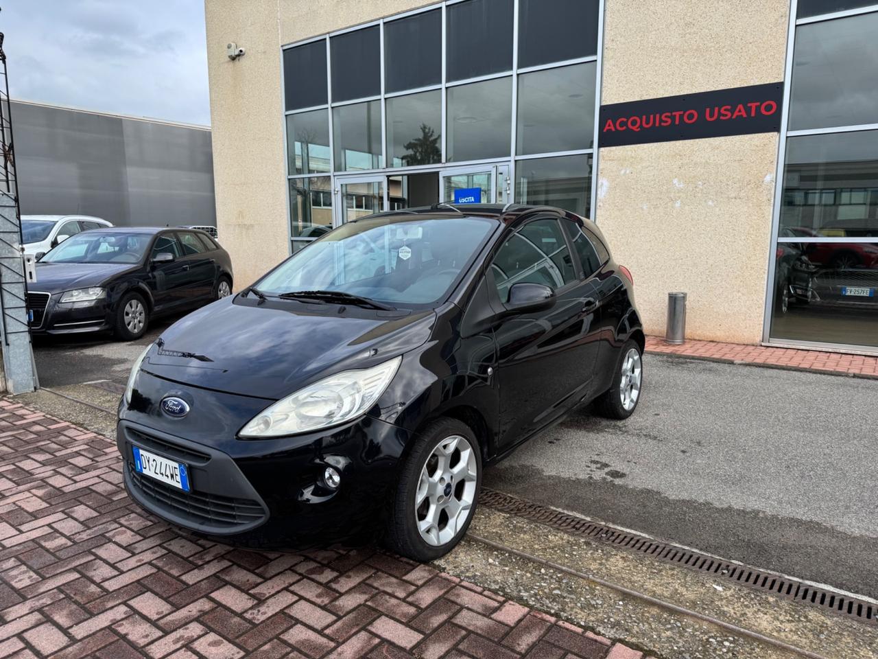 Ford Ka 1.2 8V 69CV Titanium Ok Neopatentati