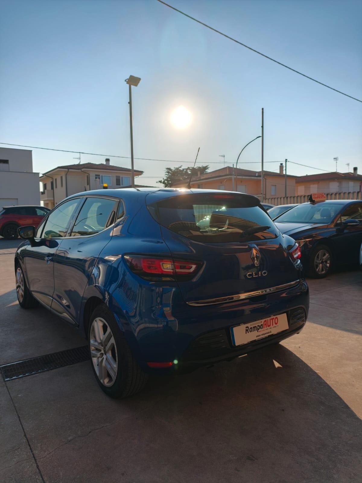 Renault Clio TCe 12V 90 CV GPL 5 porte Moschino Zen