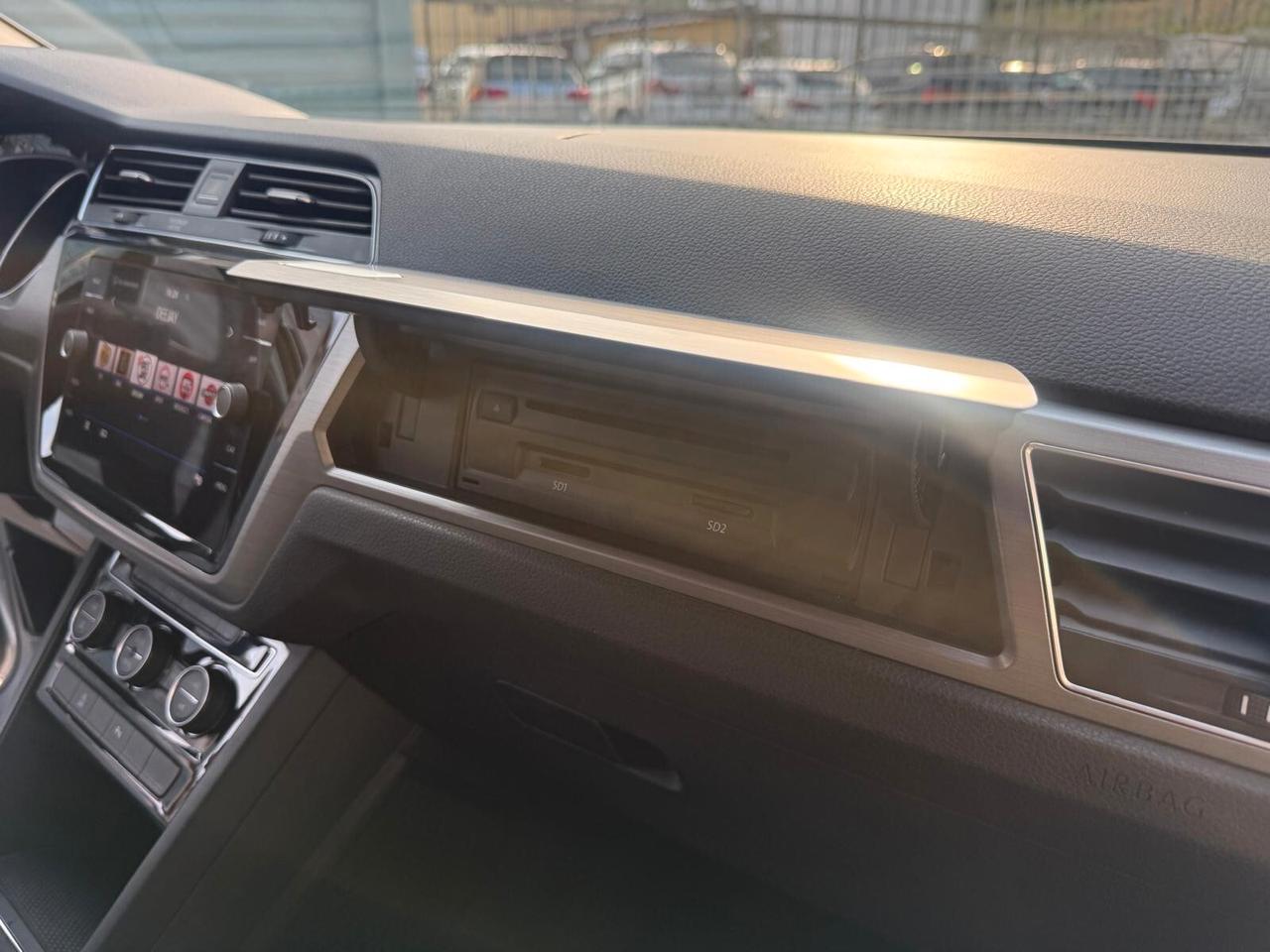 Volkswagen TOURAN1.6 TDI Executive Technology