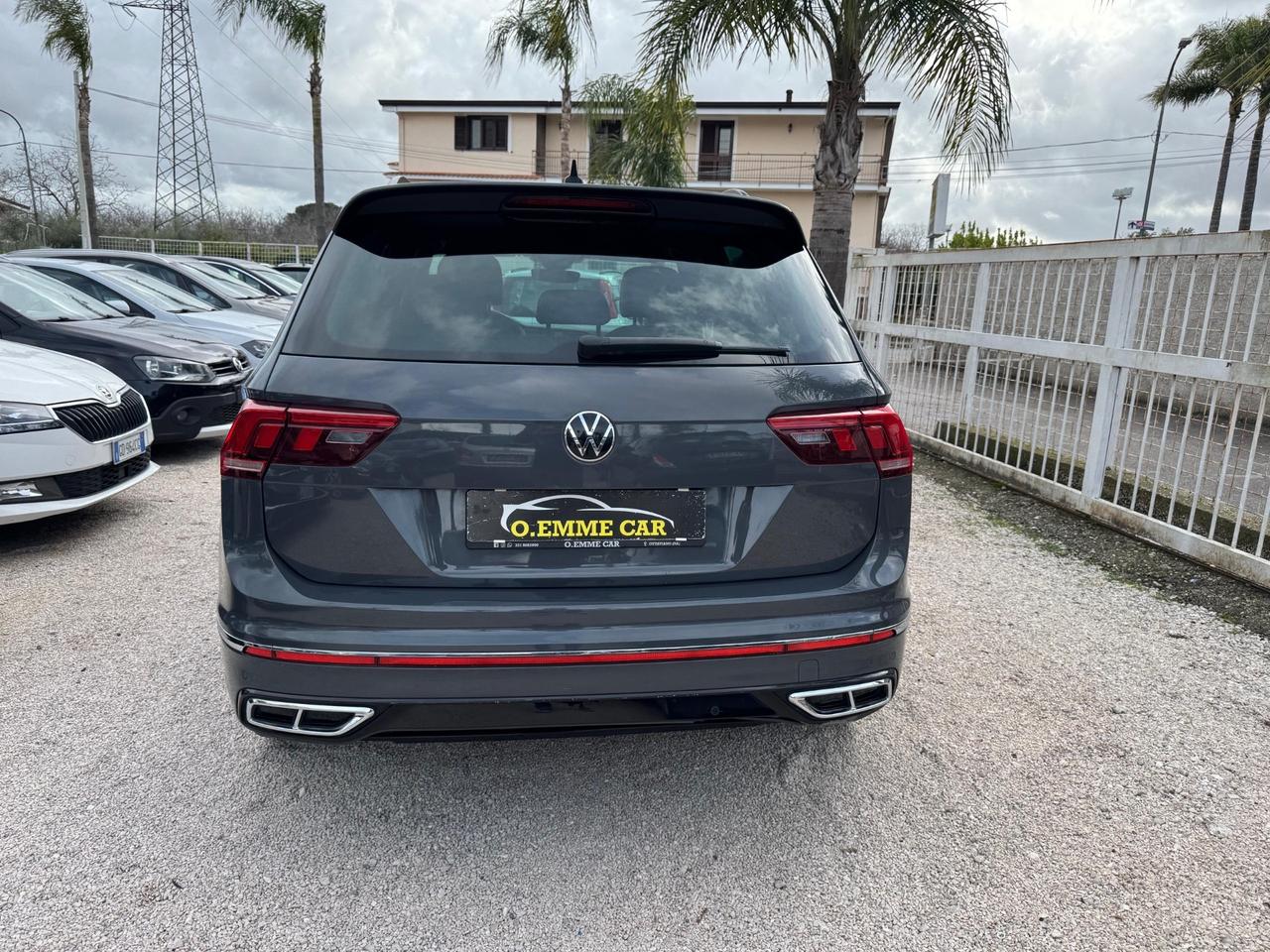 VW TIGUAN 2.0 150 DSG R LINE 4MOTION STUPENDA