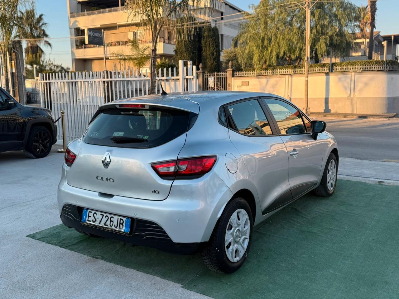 Renault Clio 1.5 dCi 8V 75CV 2013