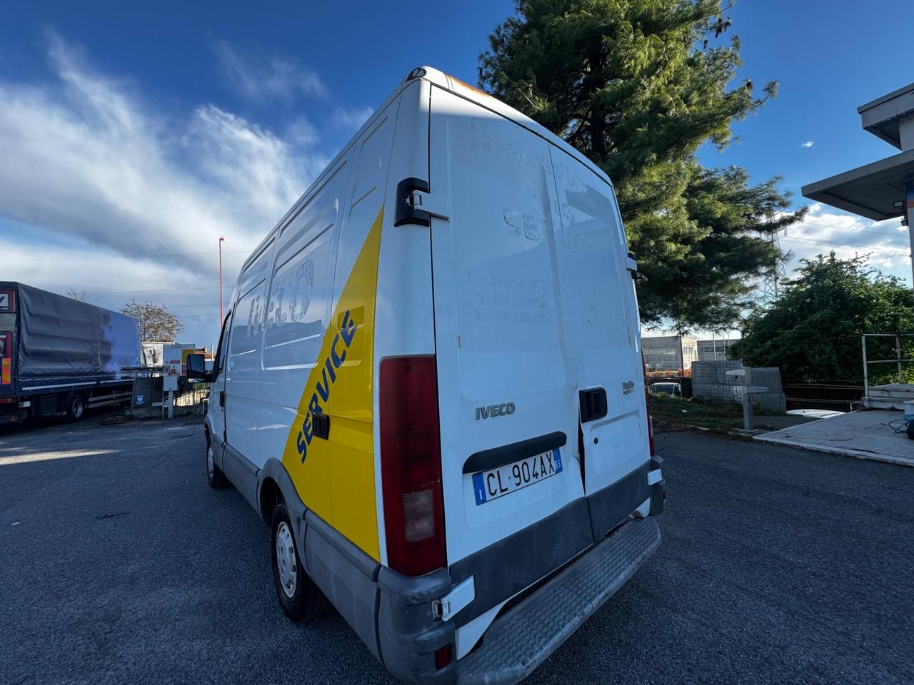 Iveco Daily 35S13 2.8 TDI PC Cabinato