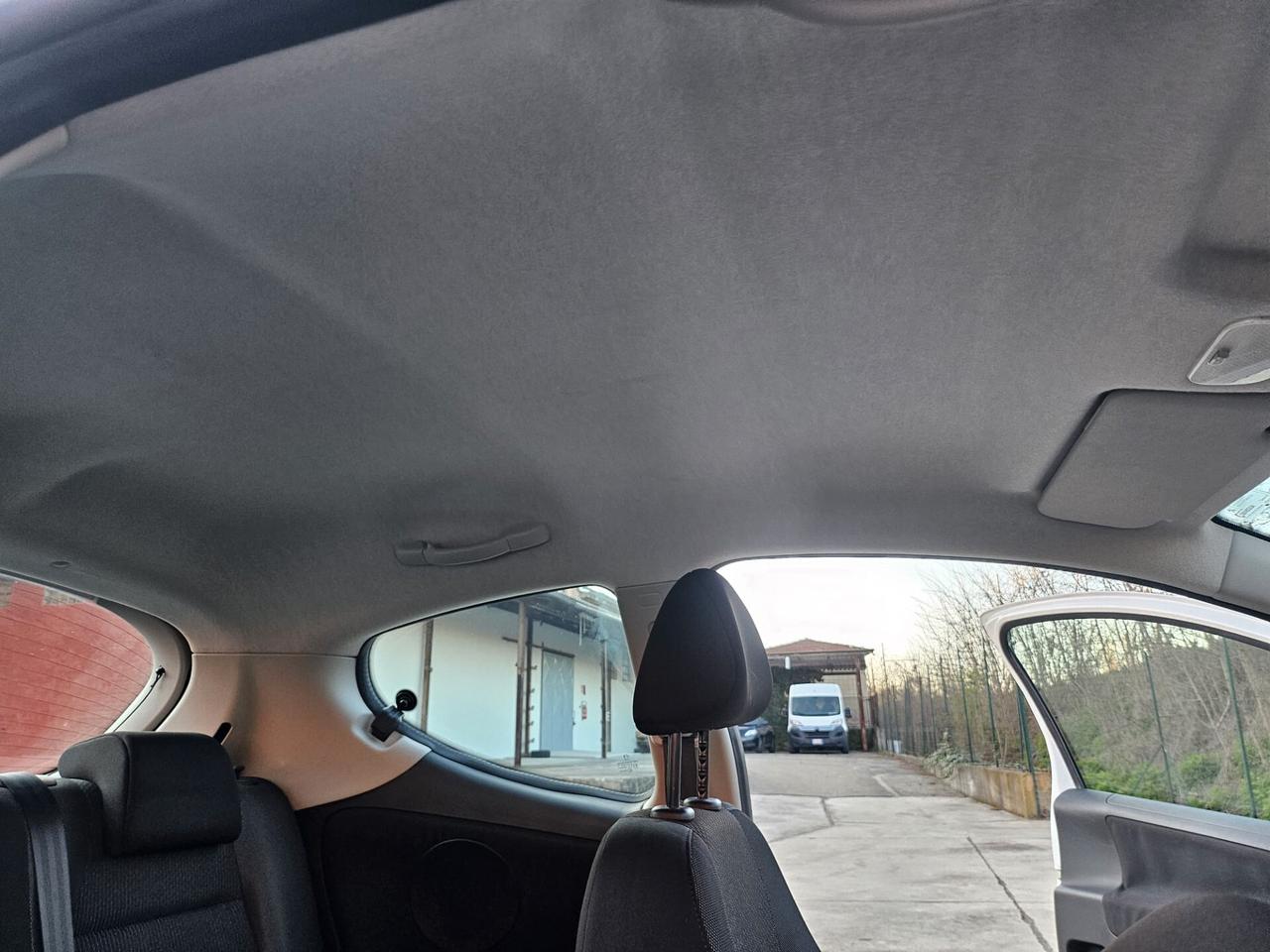 Peugeot 207 1.4 8V 75CV 3p. Energie