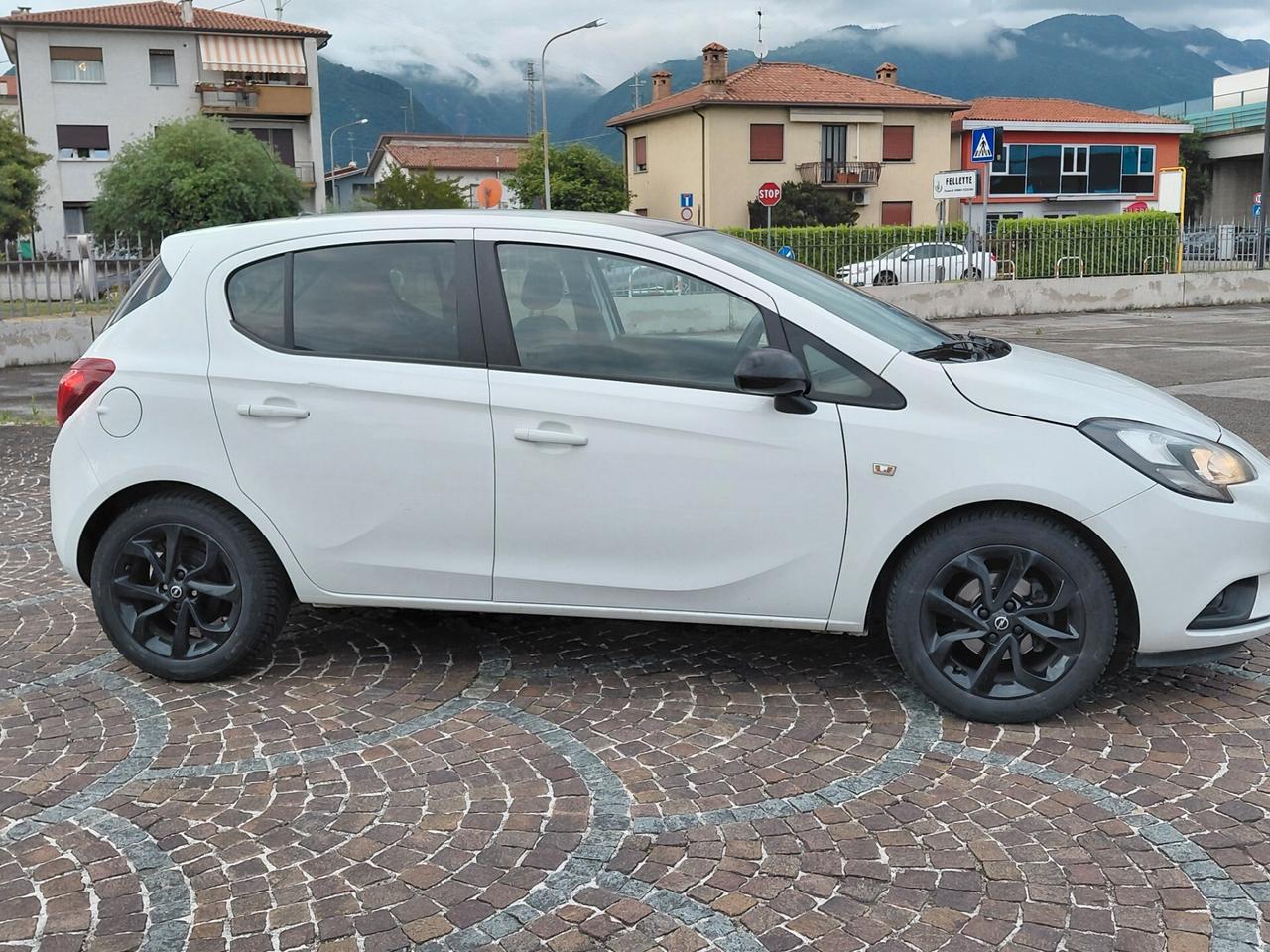 Opel Corsa 1.4 90CV GPL Tech 5 porte Innovation