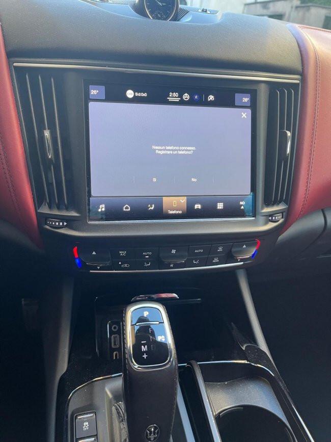 Maserati Levante V6 Diesel 275 CV AWD Gransport