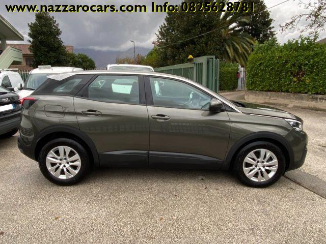 PEUGEOT 3008 BlueHDi 130 S&S Business NAVIGATORE