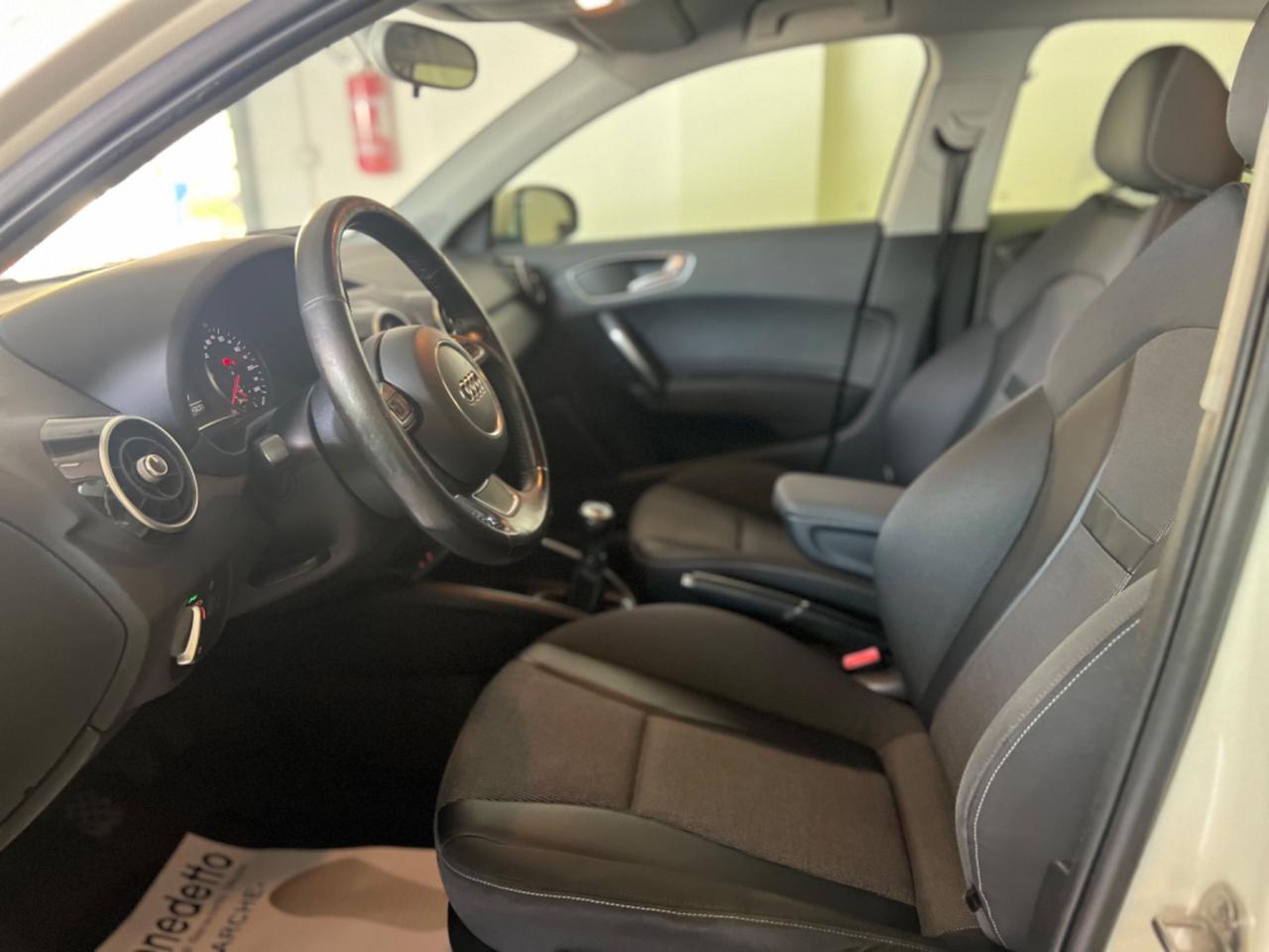 Audi A1 1.2 TFSI 85CV Ambition 2012