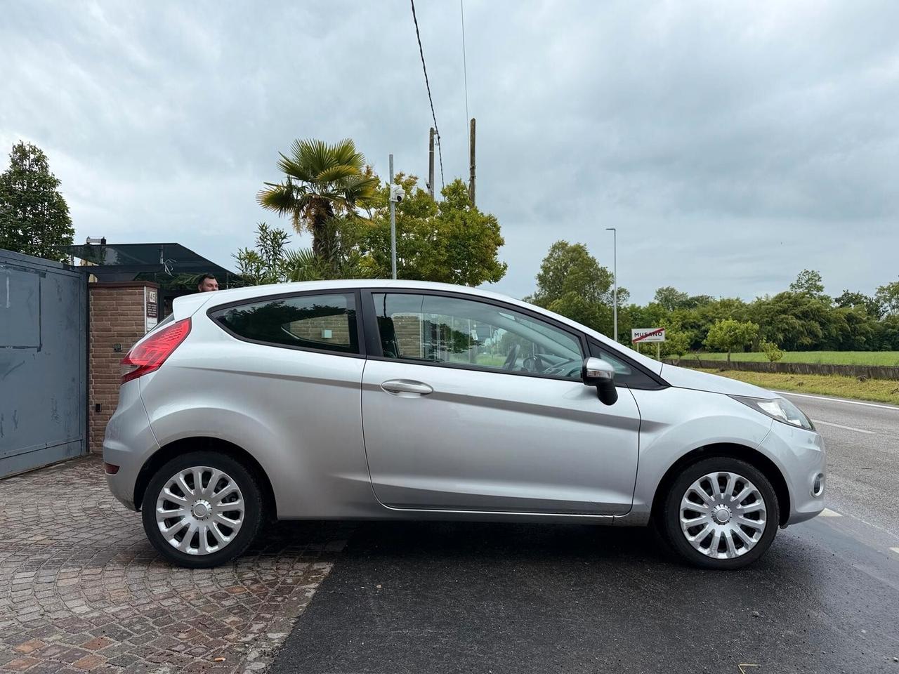 Ford Fiesta 1.2 82CV 3 porte Titanium