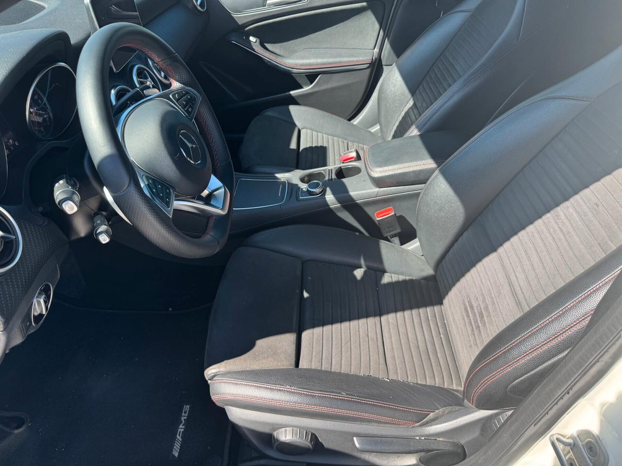 Mercedes-benz A 220 d Premium AMG