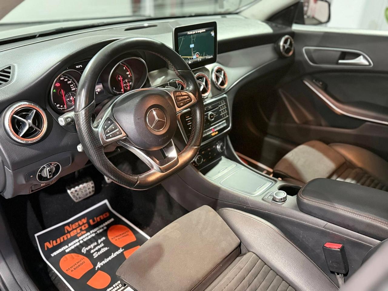 Mercedes-Benz CLA Shooting Brake 200d 4Matic Autom 2018 cdi 136cv