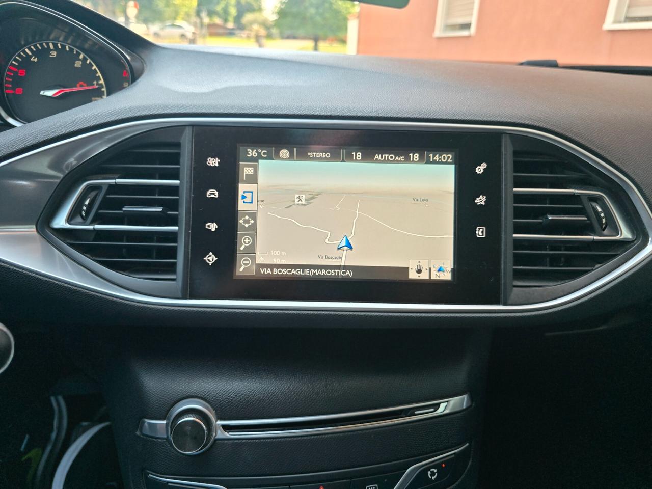Peugeot 308 BlueHDi 120 S&S EAT6 SW Allure