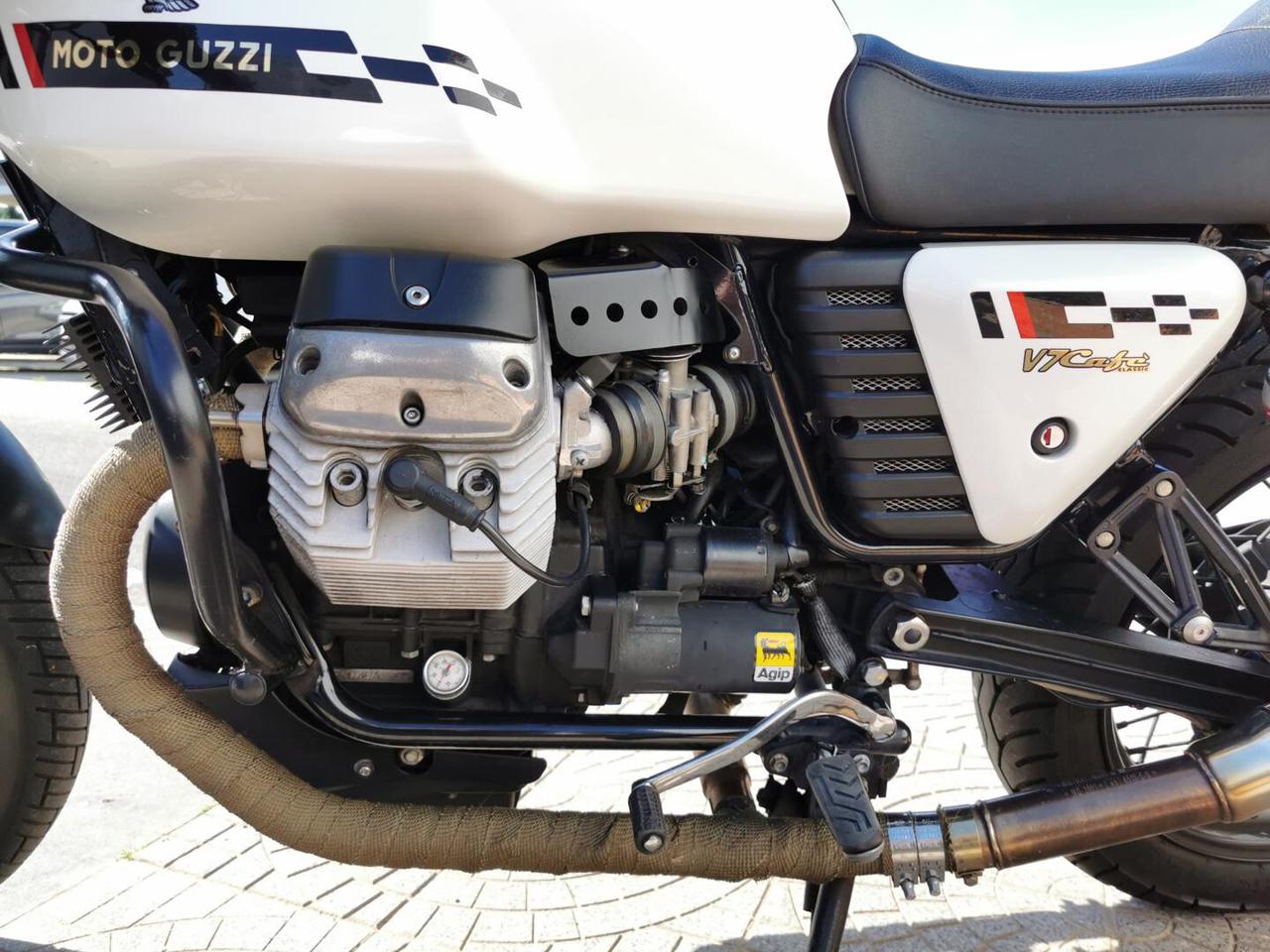 Moto Guzzi V7 CAFè CLASSIC - 2012 - RATE AUTO MOTO SCOOTE